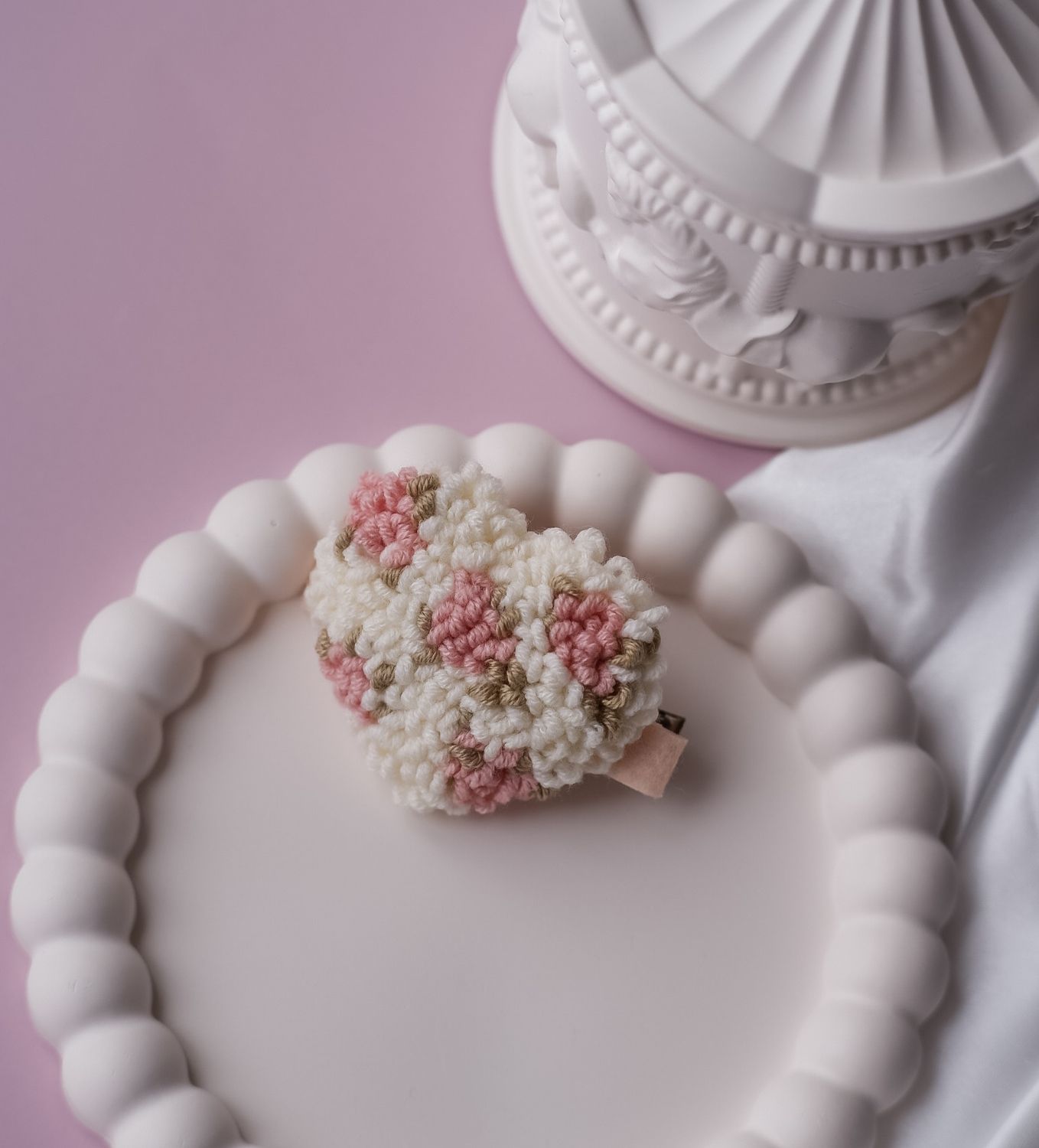 Clama broderie (heart) Fluffy Charm
