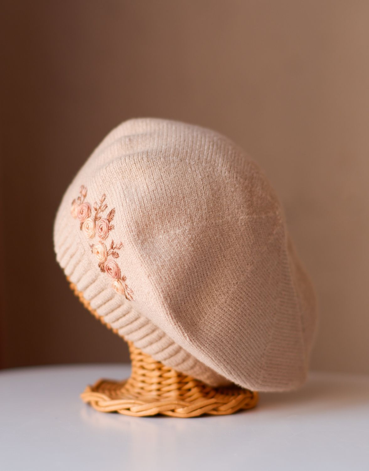 Soft Beige Rose Beret 6-24 luni