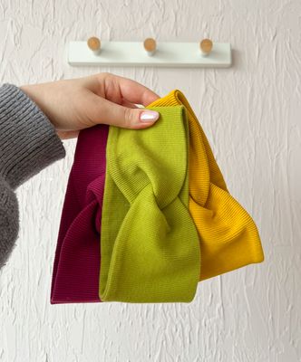 Bentiță din tricot elastic