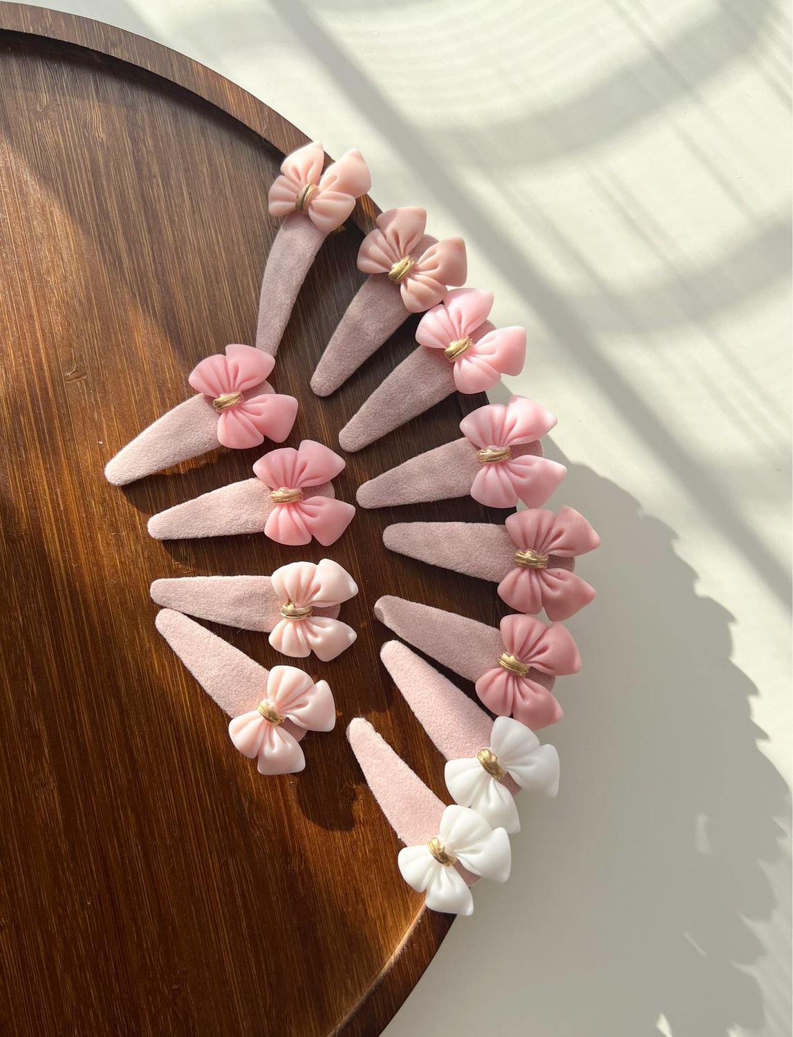 Clame – Whipped Bows
