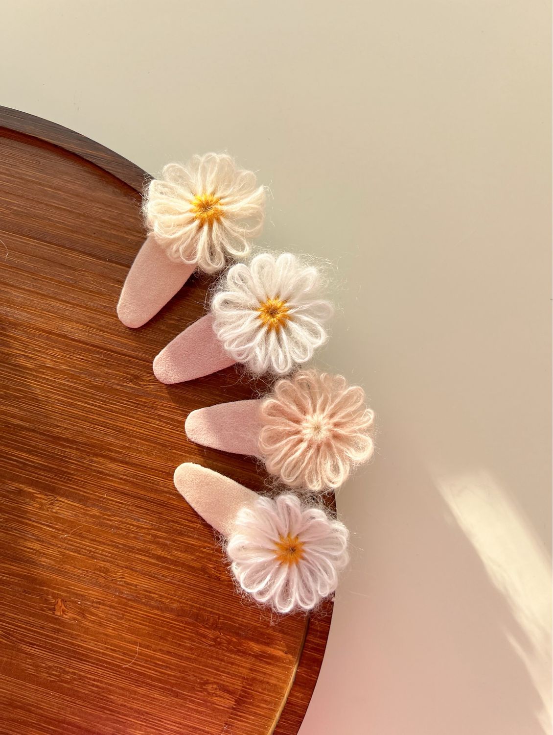 ​Clama – Soft Bloom, 6cm
