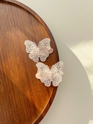 ​Clama – Beige Whispering Wings