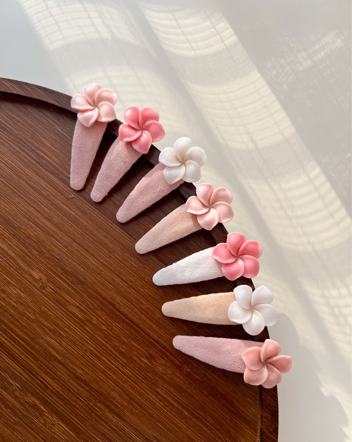 ​Clama – Glossy Blossom