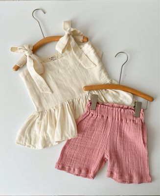 ​Costum – Blush Cream