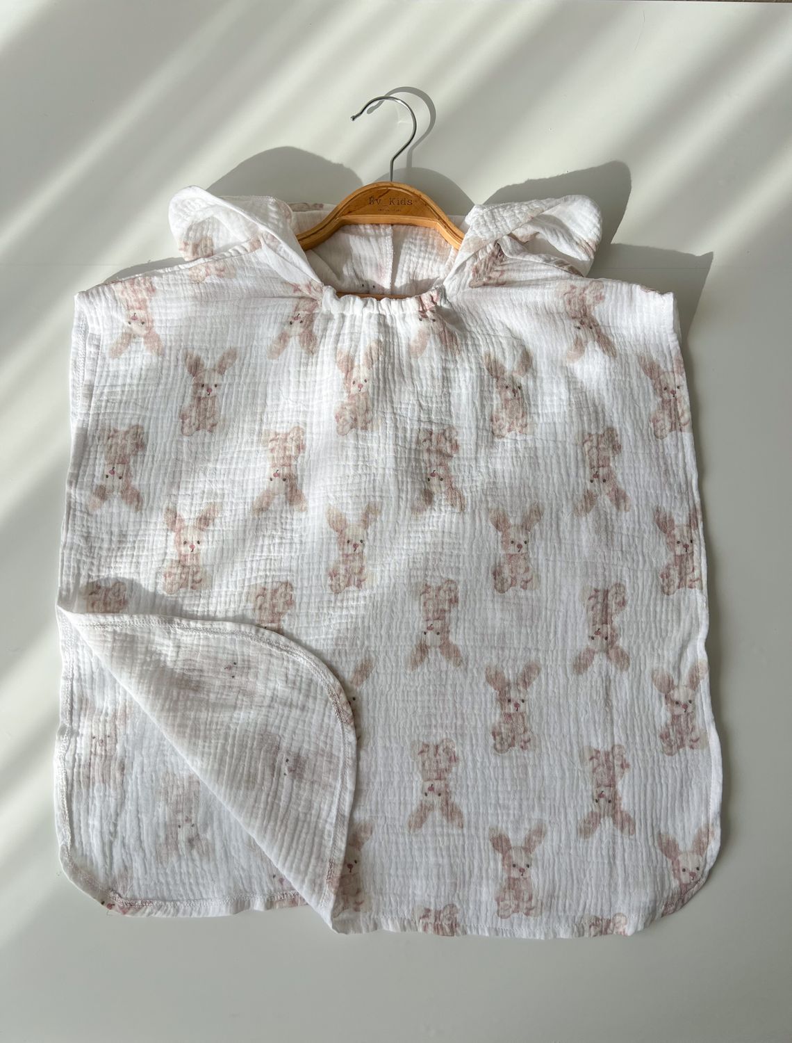 ​Poncho – Bunny Hug