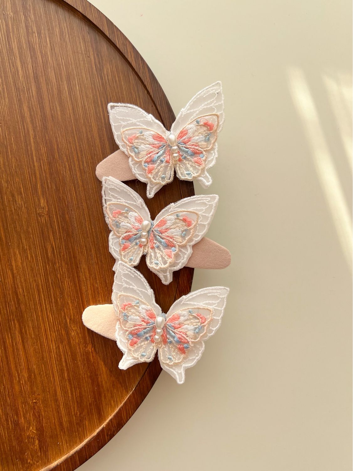 Clame – ​Pastel Wings