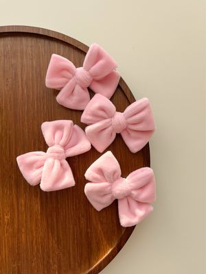 Clame – Velvet Bows