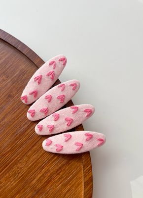 Clame – Pink Hearts Whisper