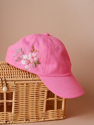 Chipiu cu broderie manuală