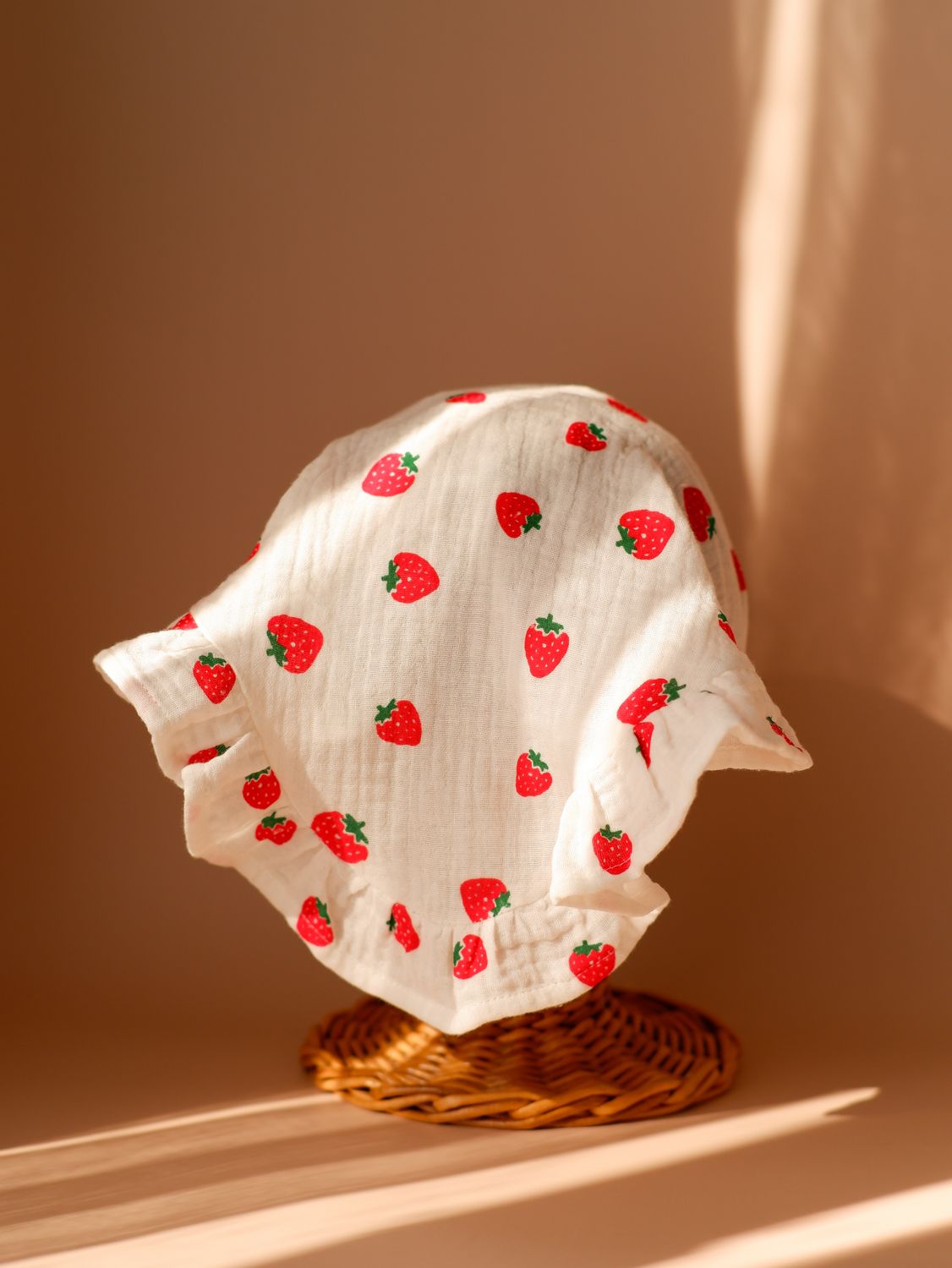 Batistă în colț – Strawberry