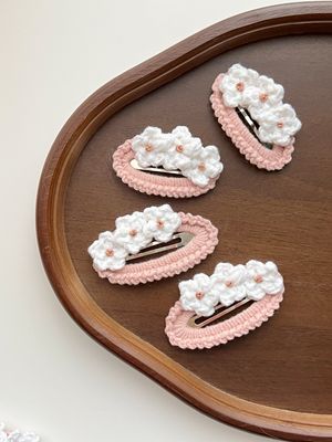 Agrafe - Petal Whisper