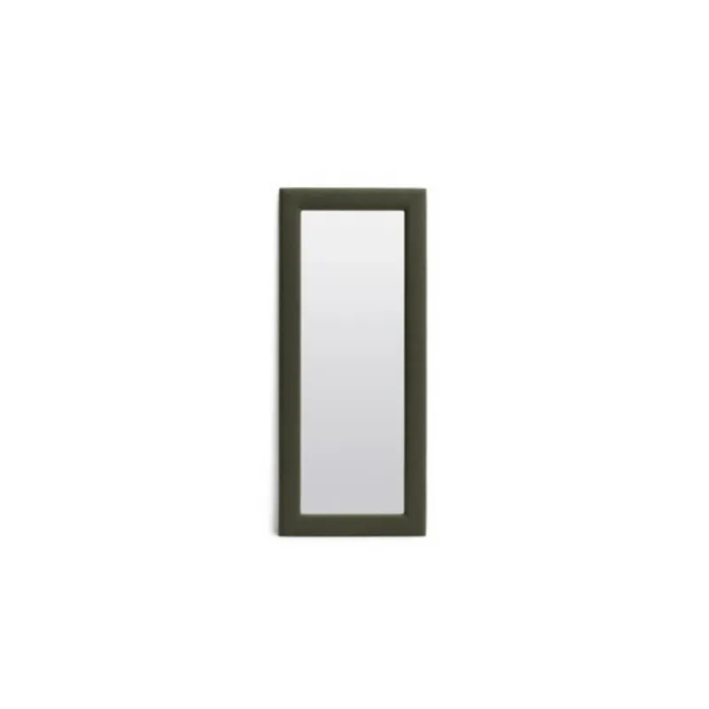 Ilary | Mirror