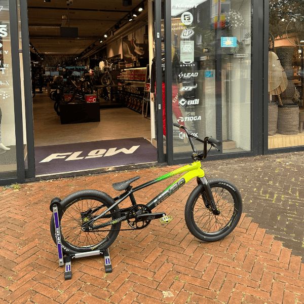 Meybo 2026 Holeshot Pro 22 - Complete - Sniper hubs - carbon rims - carbon fork Meybo 2026 Holeshot Pro 22 - Complete - Sniper hubs - carbon rims - carbon fork BMX