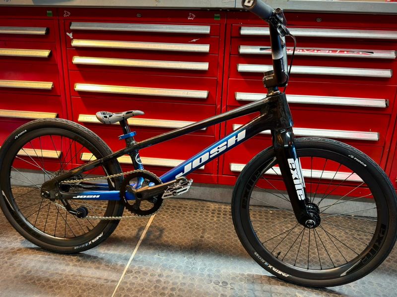 Josh - The Next Project - Ultimate Carbon - Expert XL+