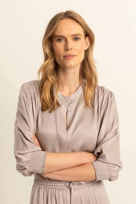 Expresso blouse satijn ronde hals