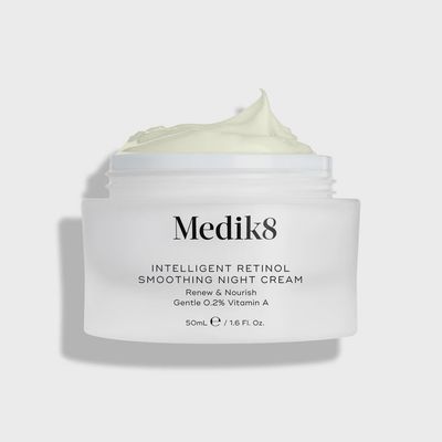Medik8 Intelligent retinol boosters/peptiden smoothing night cream