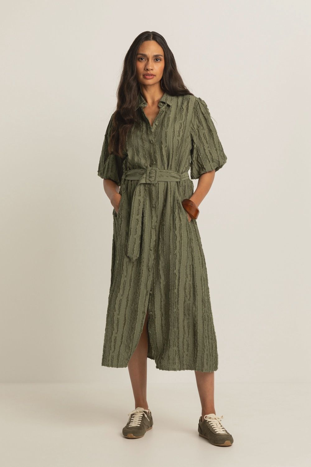 Expresso Jurk met pofmouwen olijf