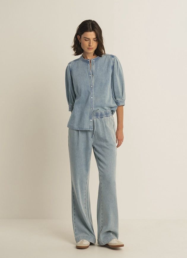Expresso denim blouse met pofmouw
