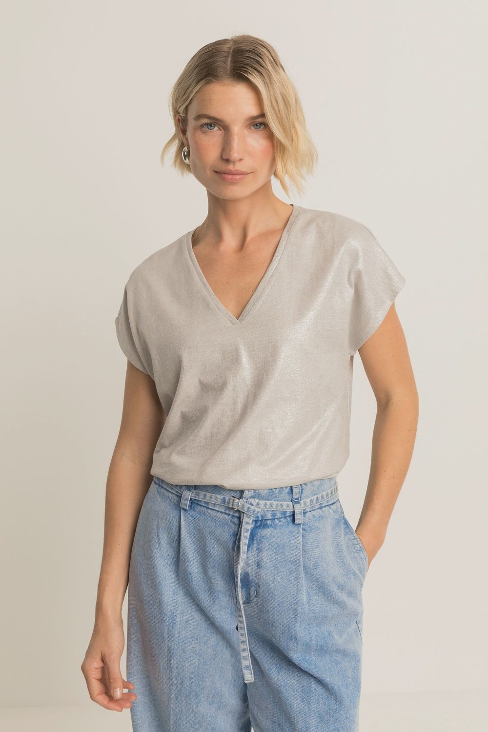 Expresso Glanzende top met V-hals zilver grijs