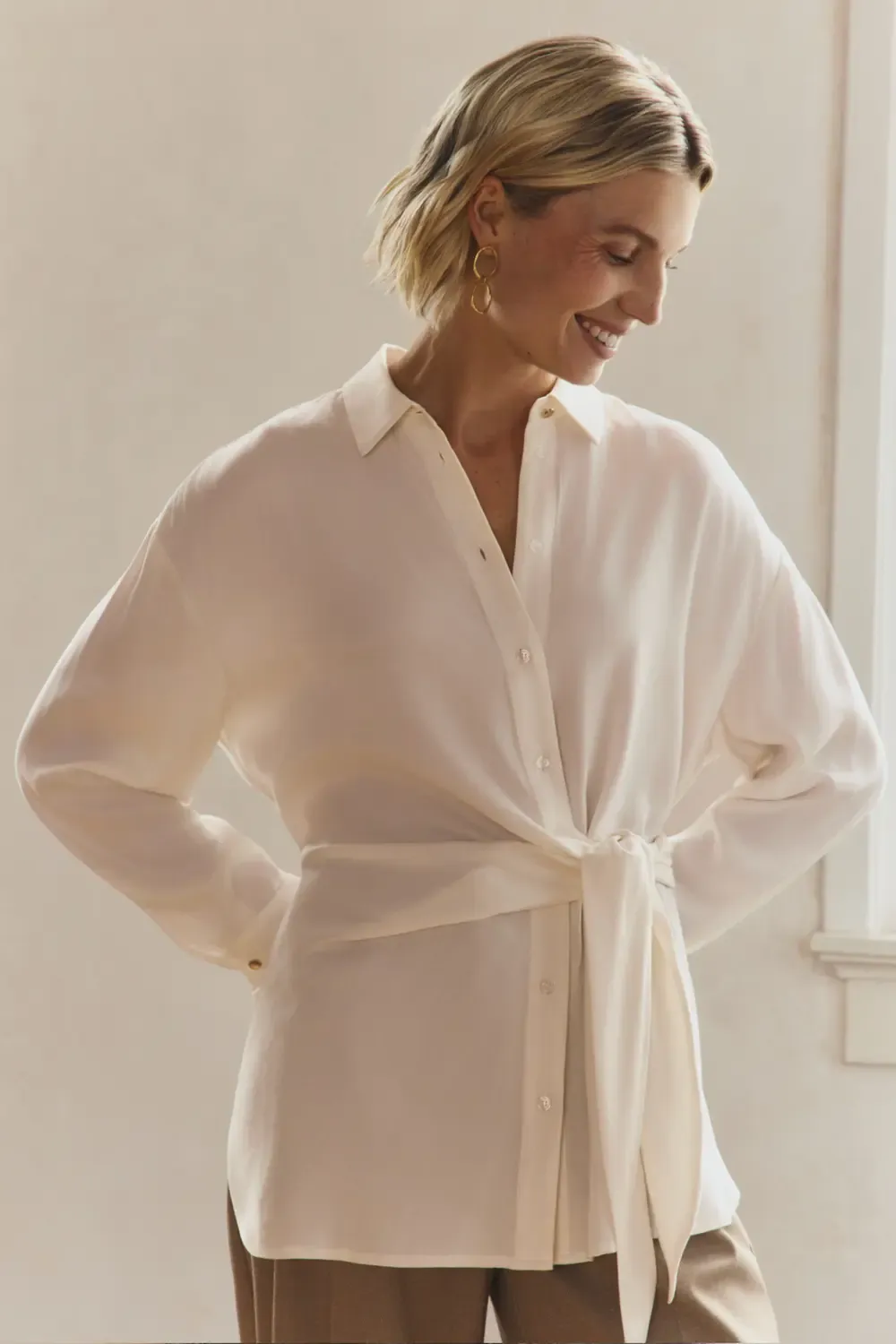 Expresso Blouse satijn met knoop creme