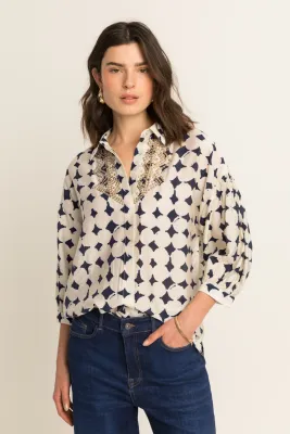 Expresso Blouse met donkerblauwe print