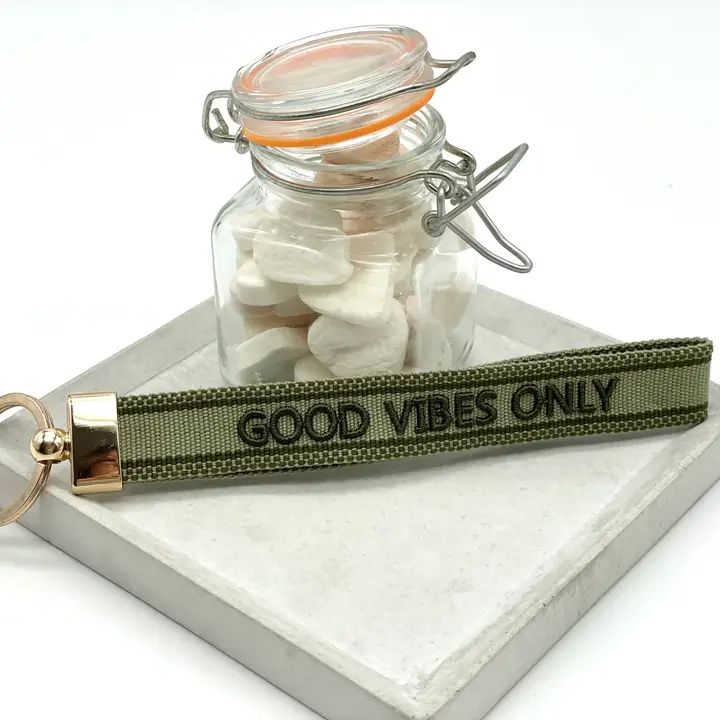 Sleutelhanger, Good vibes only, kaki