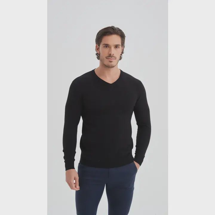 Trui met V-hals, &quot;Cashmere touch&quot;, zwart