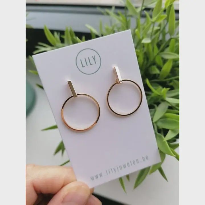 Oorbellen O, blinkend goud
