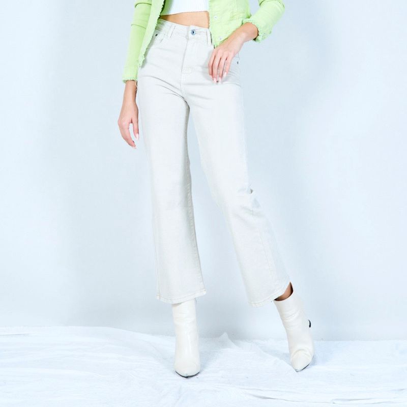Straight-leg jeans