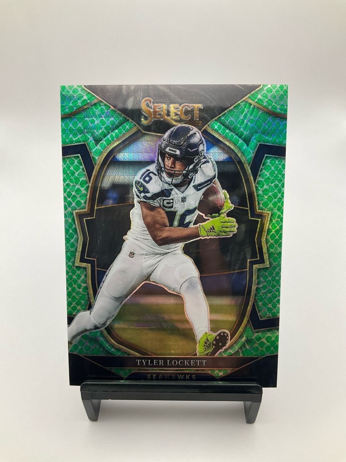 Tyler Lockett 2022 Select Asia T-Mall #1 Dragon Scale Prizm 89/89