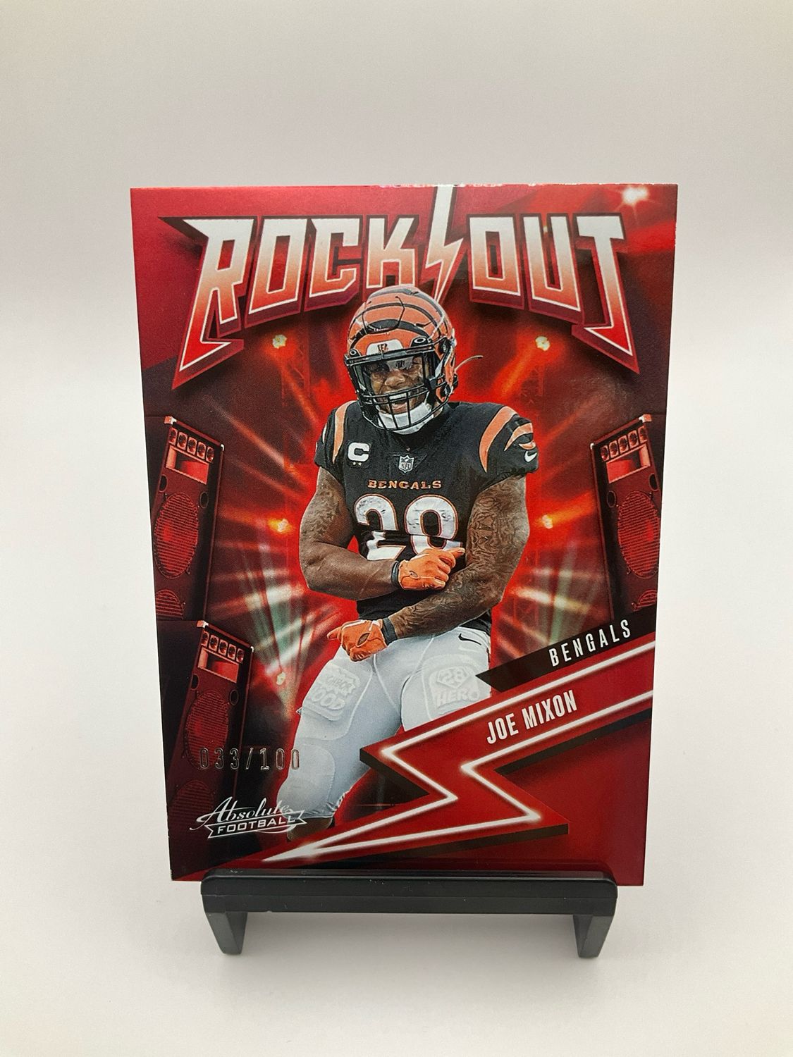 2023 Absolute Joe Mixon Rock Out Spectrum Red 33/100 #18