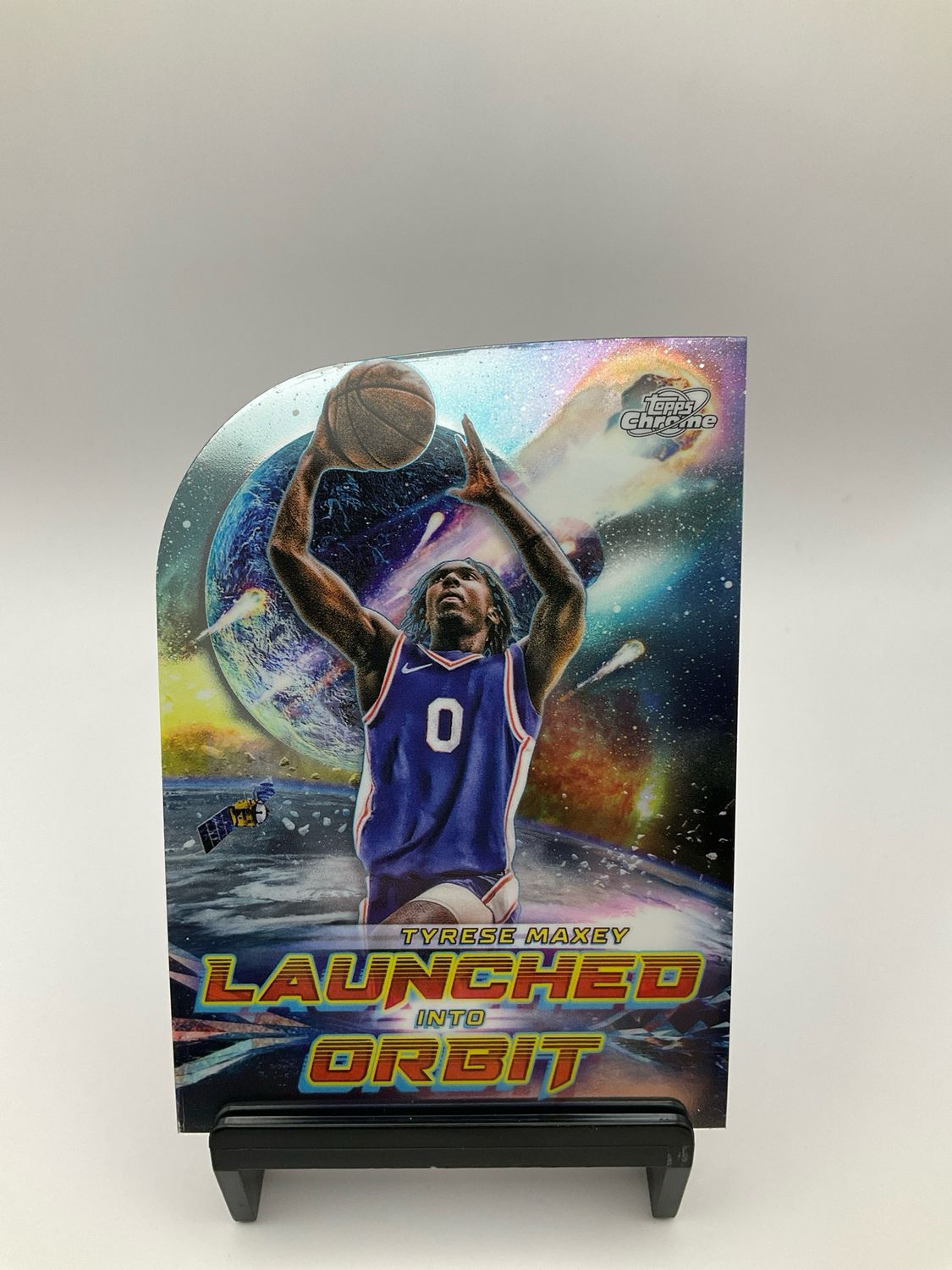 2024 Topps Chrome Cosmic Basketball Tyrese Maxey Launched Into Orbit Die Cut