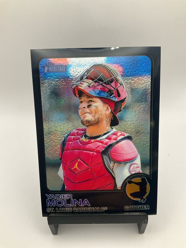 2022 Topps Heritage Black 72/73 Yadier Molina