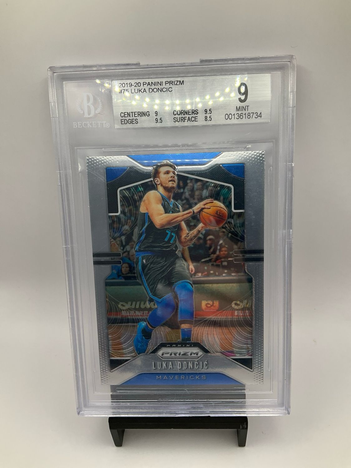 2019-20 Panini Prizm #75 Luka Doncic Mavericks BGS 9