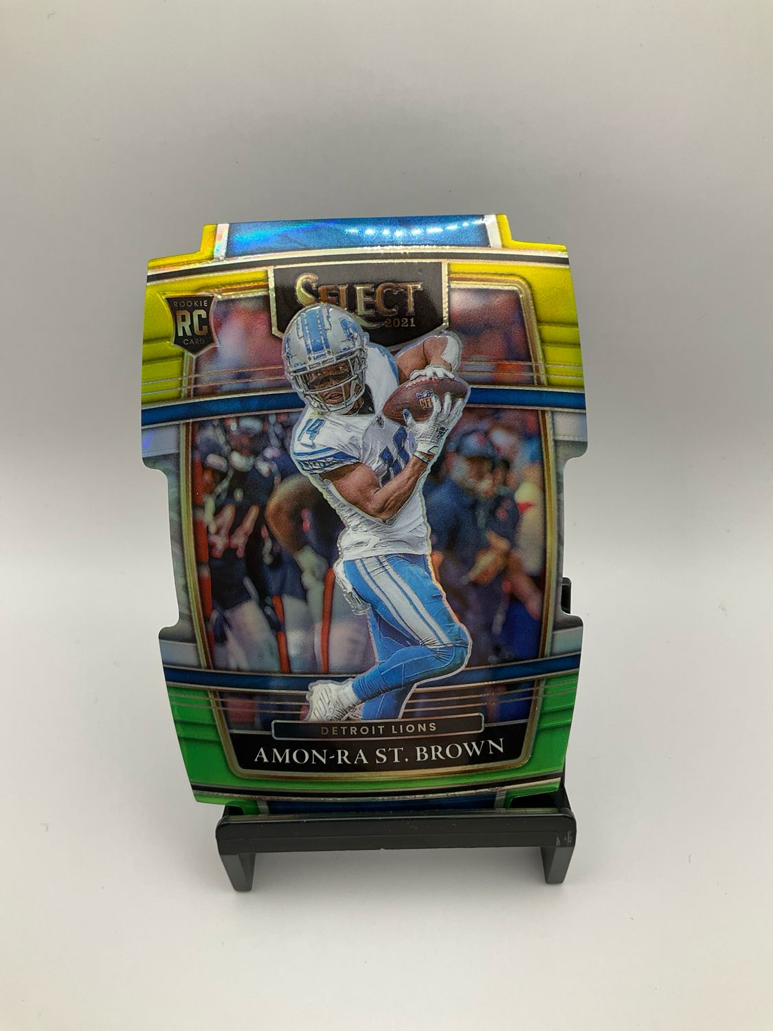 2021 Select Amon-Ra St Brown Concourse Yellow Green Die Cut