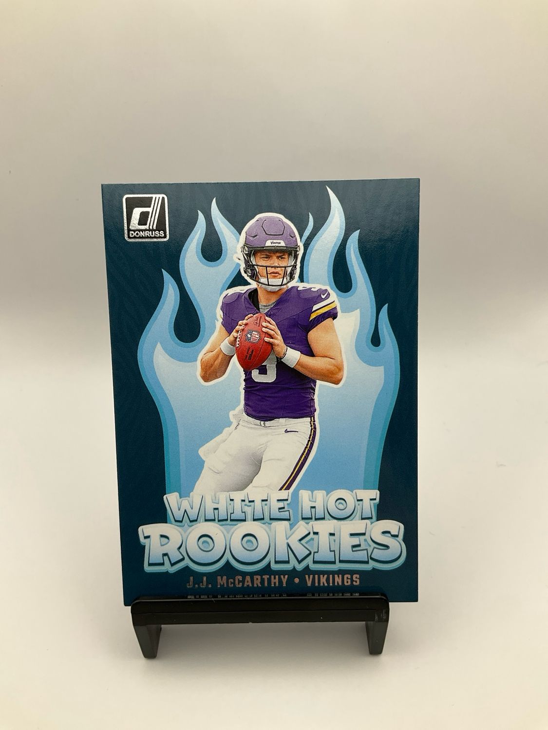 2024 Panini Donruss JJ MCCARTHY White Hot Rookies RC #WH1