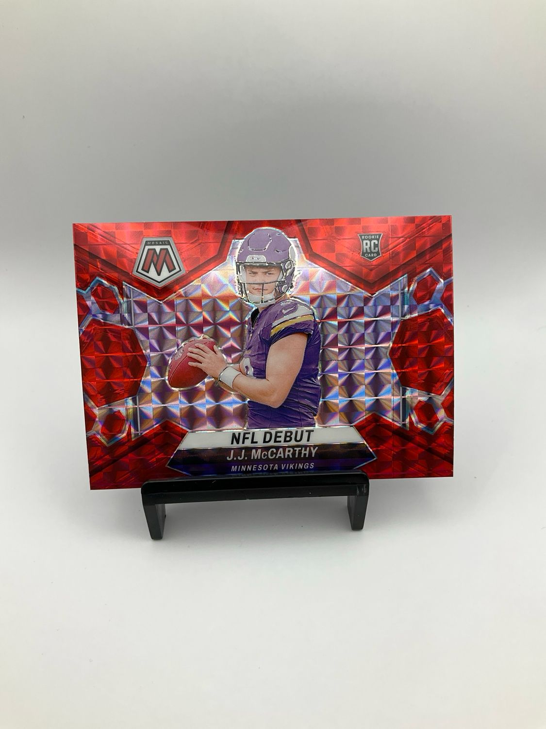 JJ McCarthy 2024 Mosaic NFL Debut Red Prizm Rookie RC #275