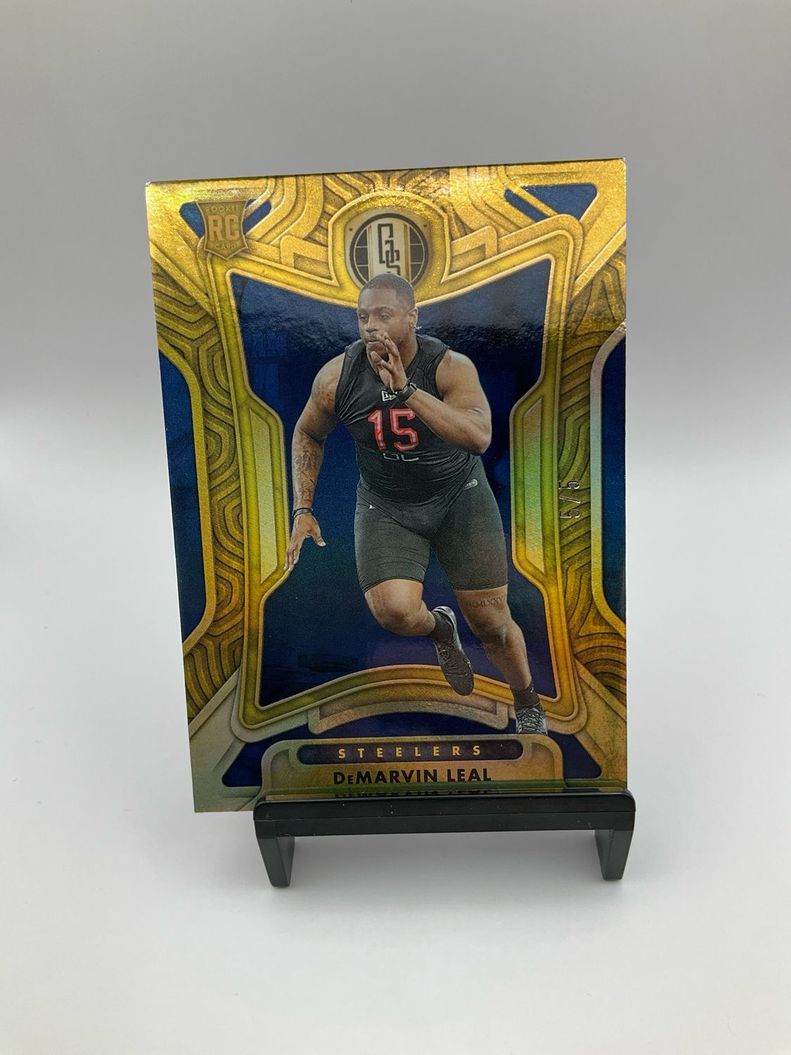 2022 GOLD STANDARD DEMARVIN LEAL 5/5