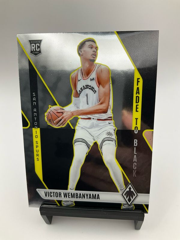 2023/24 Phoenix Victor Wembanyama Fade To Black No. 11