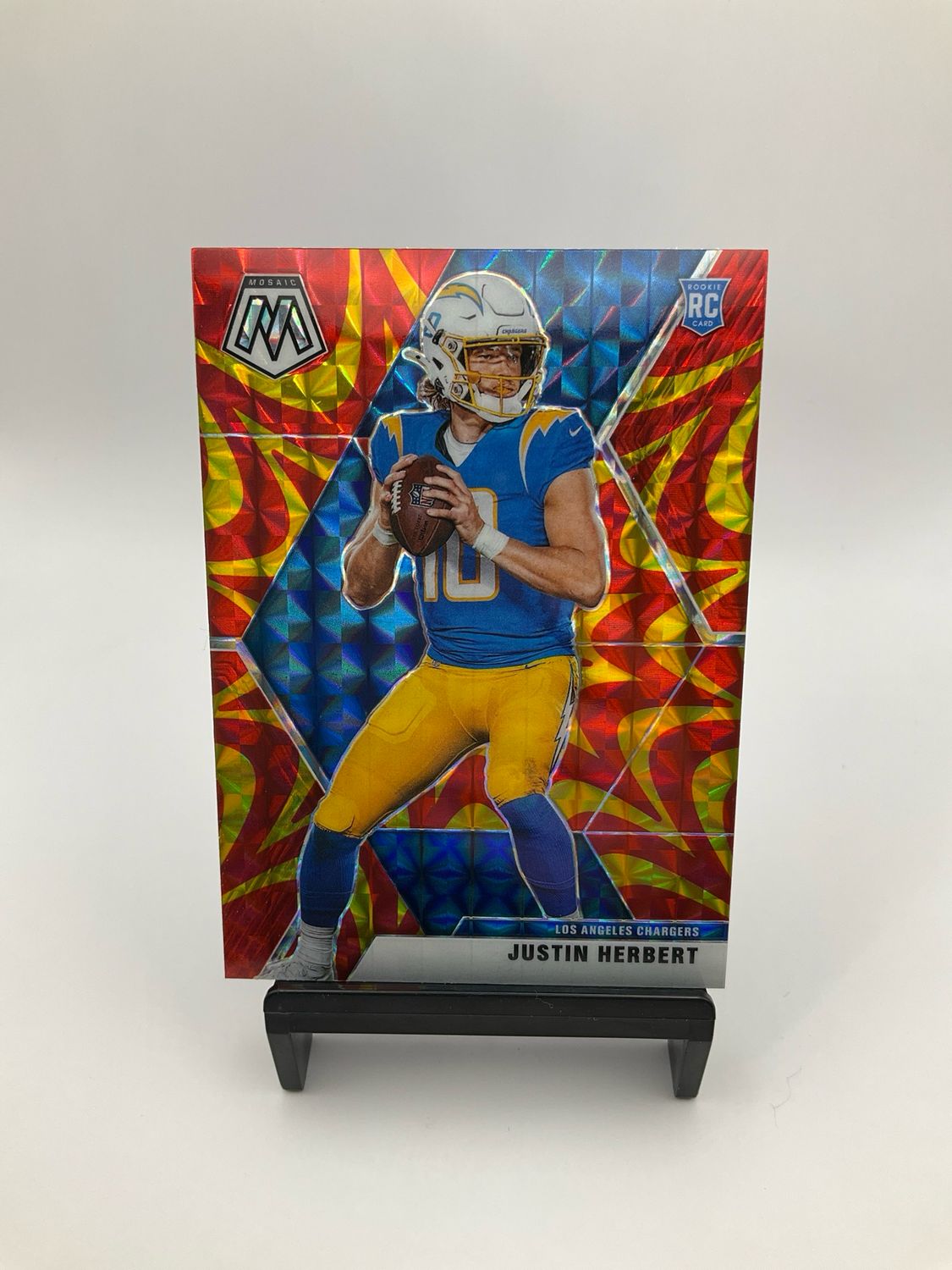 2020 Mosaic Justin Herbert Red &amp; Gold Mosaic No. 204
