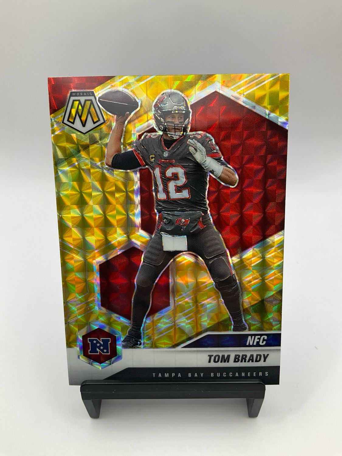 2021 Mosaic Tom Brady Yellow Mosaic No.201