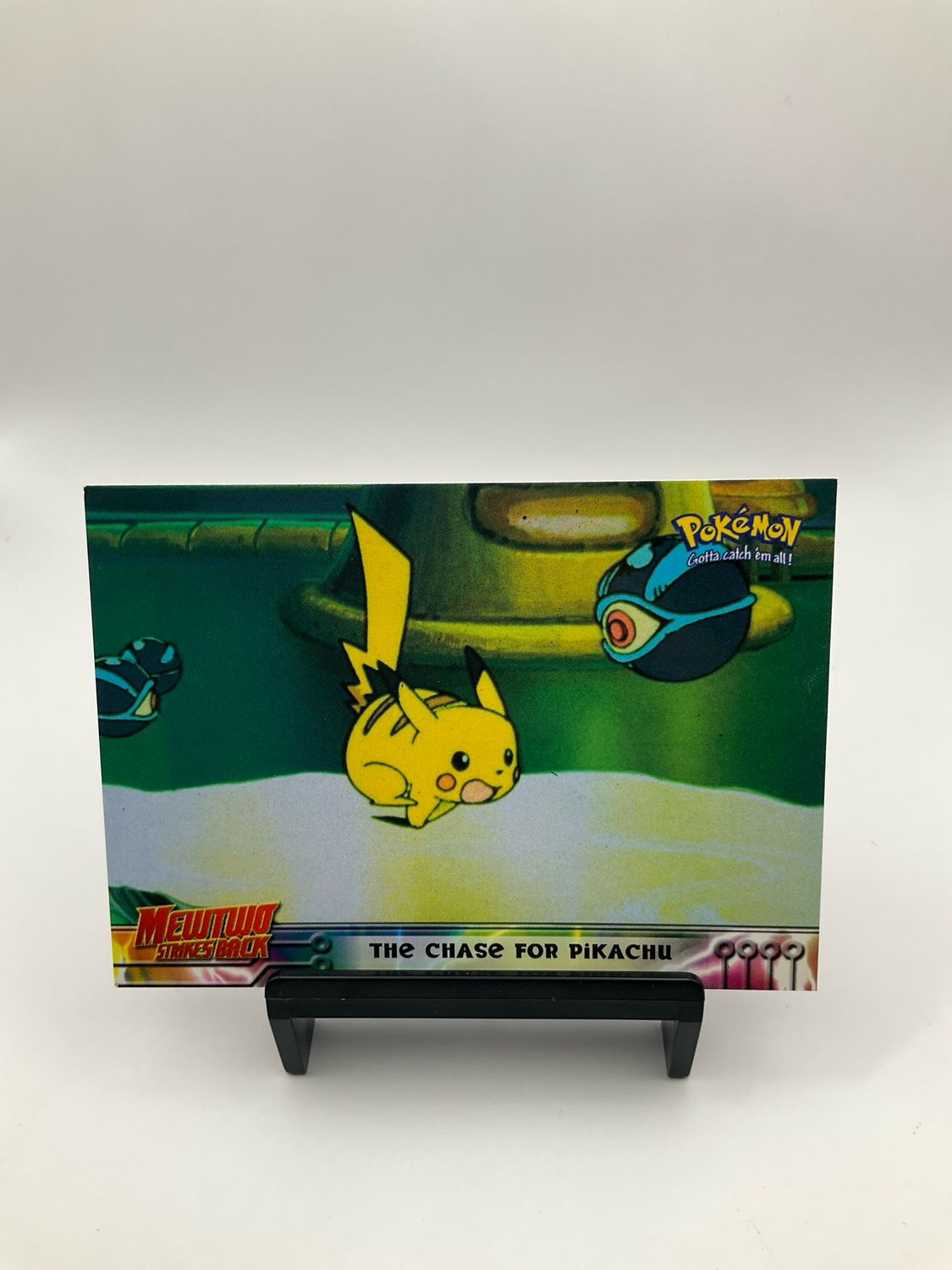 1998 Topps Mewtwo Strikes Back &quot;The Chase For Pikachu&quot; No. 28