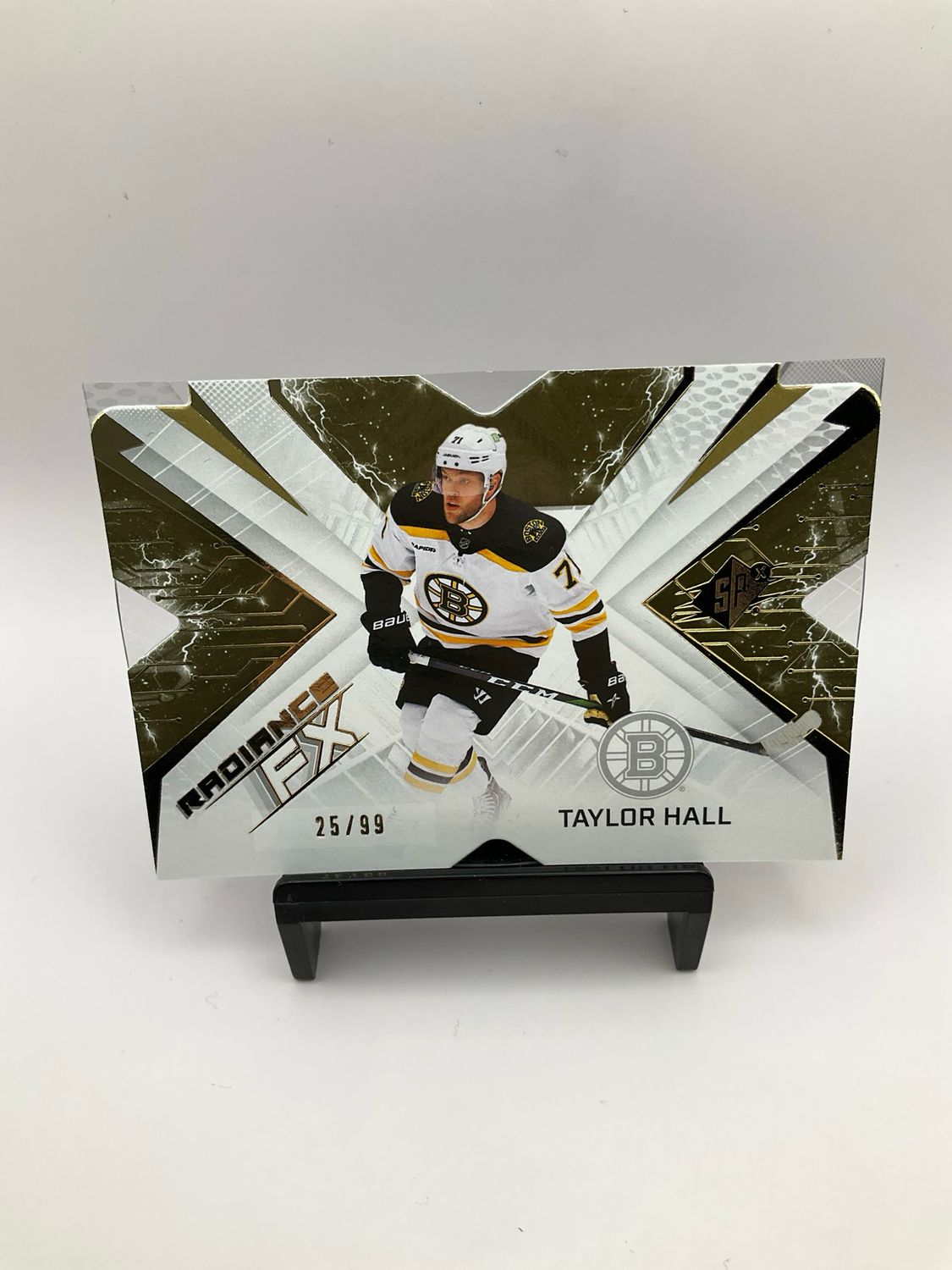 2022/23 UD SPX TAYLOR HALL RADIANCE FX GOLD 25/99