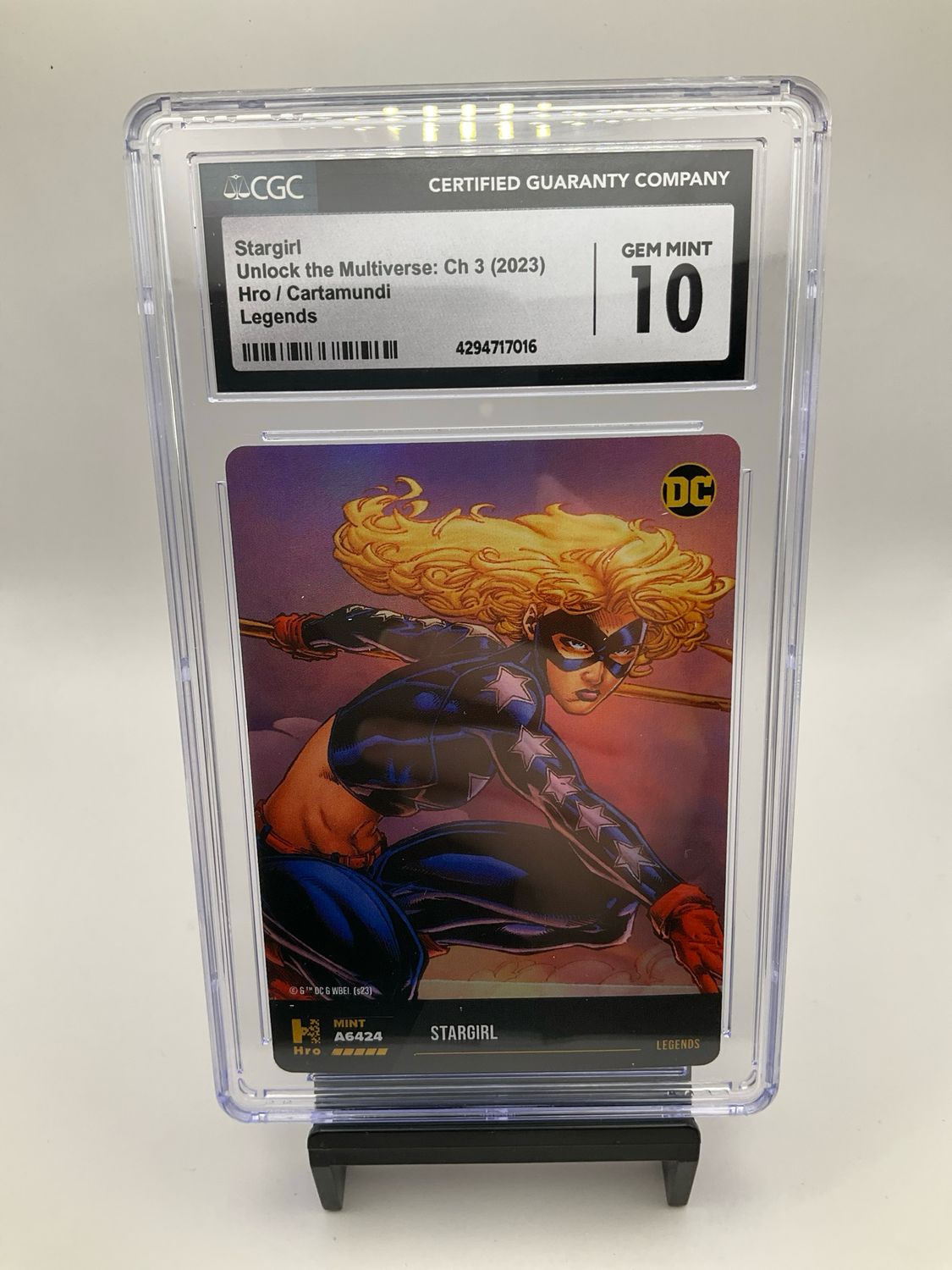 2023 UNLOCK THE MULTIVERSE CH.3 STARGIRL CGC 10