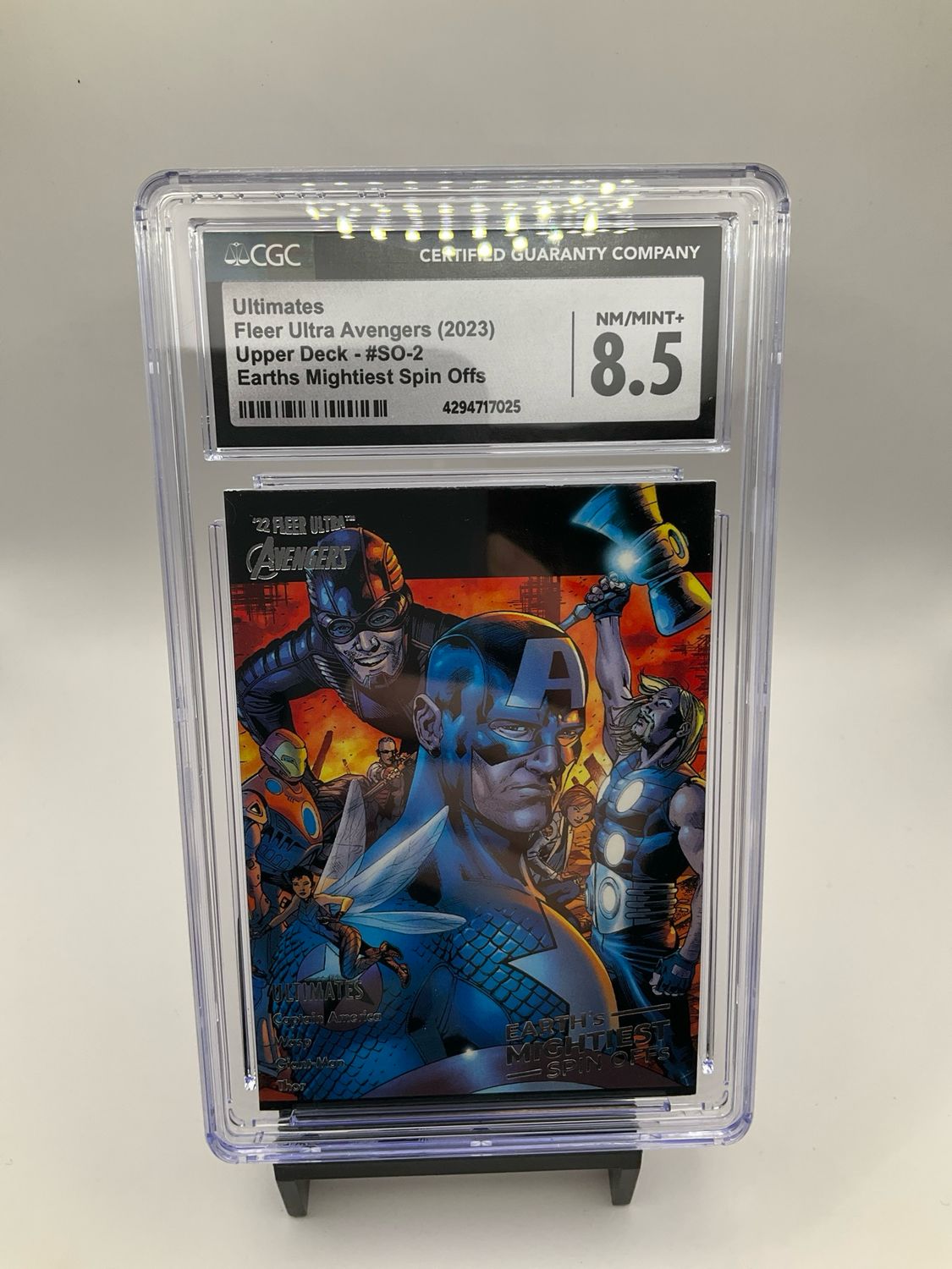 2023 FLEER ULTRA AVENGERS EARTHS MIGHTIEST SPIN OFFS CGC 8.5