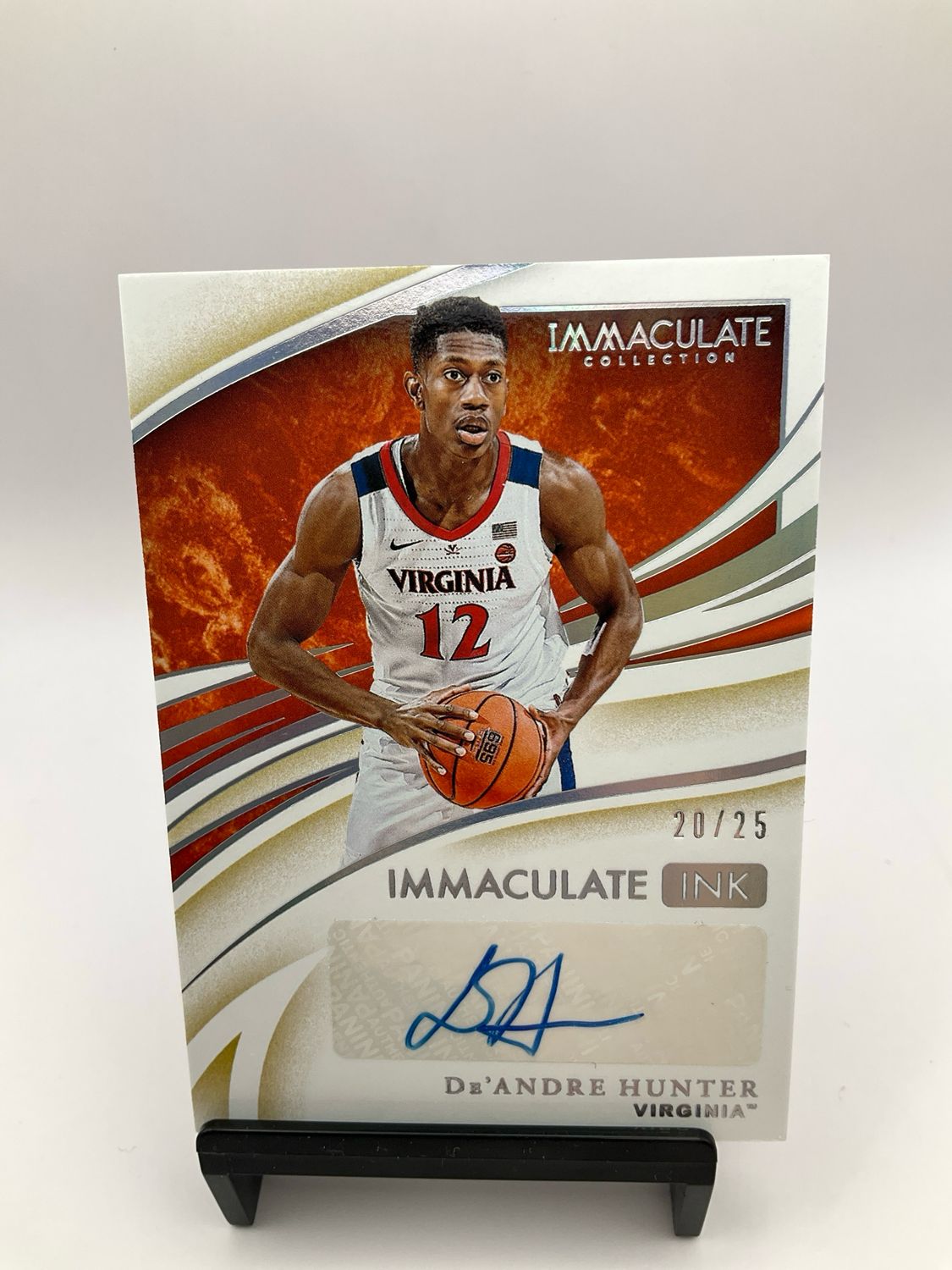 2020 IMMACULATE COLLECTION COLLEGIATE DE'ANDRE HUNTER AUTO 20/25