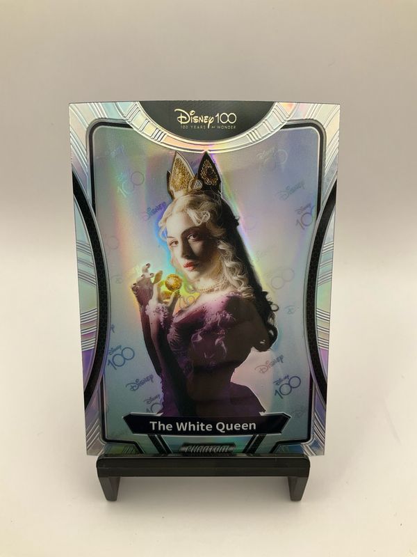 2023 DINSEY PHANTOM THE WHITE QUEEN