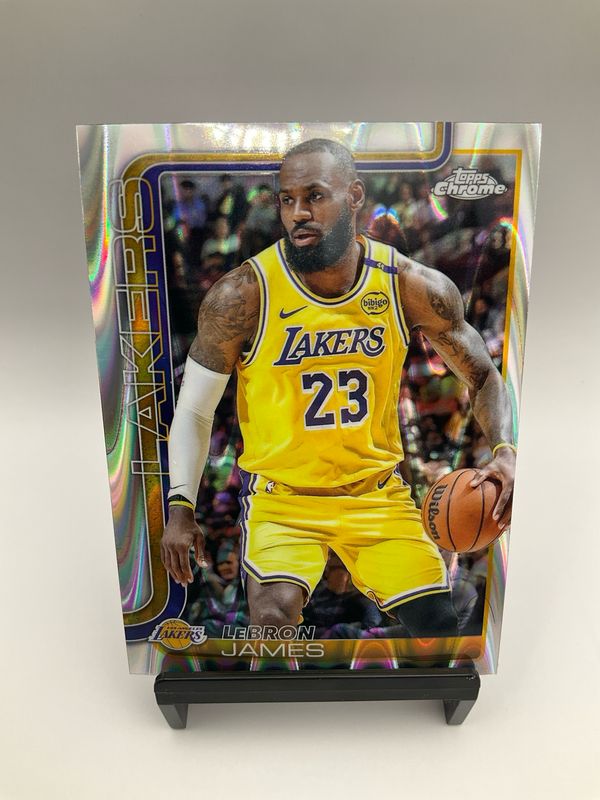 2025 TOPPS CHROME LEBRON JAMES RAYWAVE 127