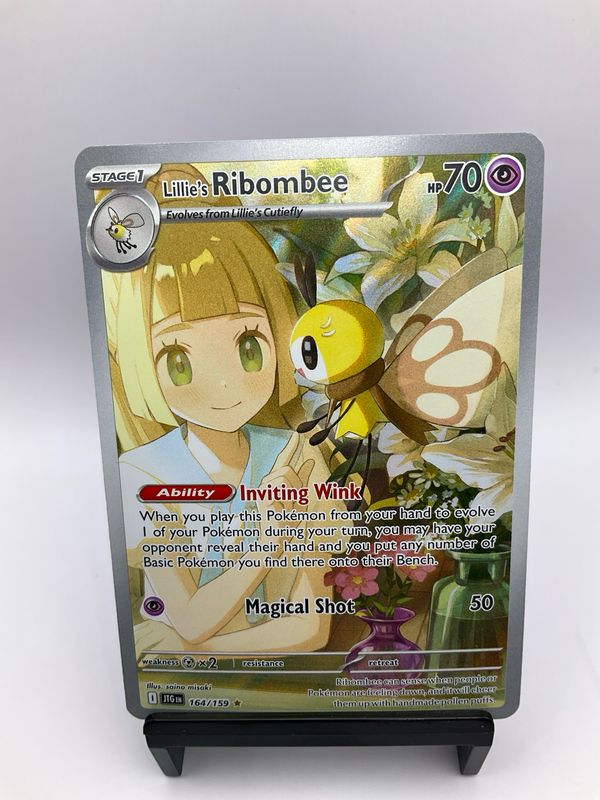 2025 POKEMON LILLIE'S RIBOMBEE ART RARE 164/159