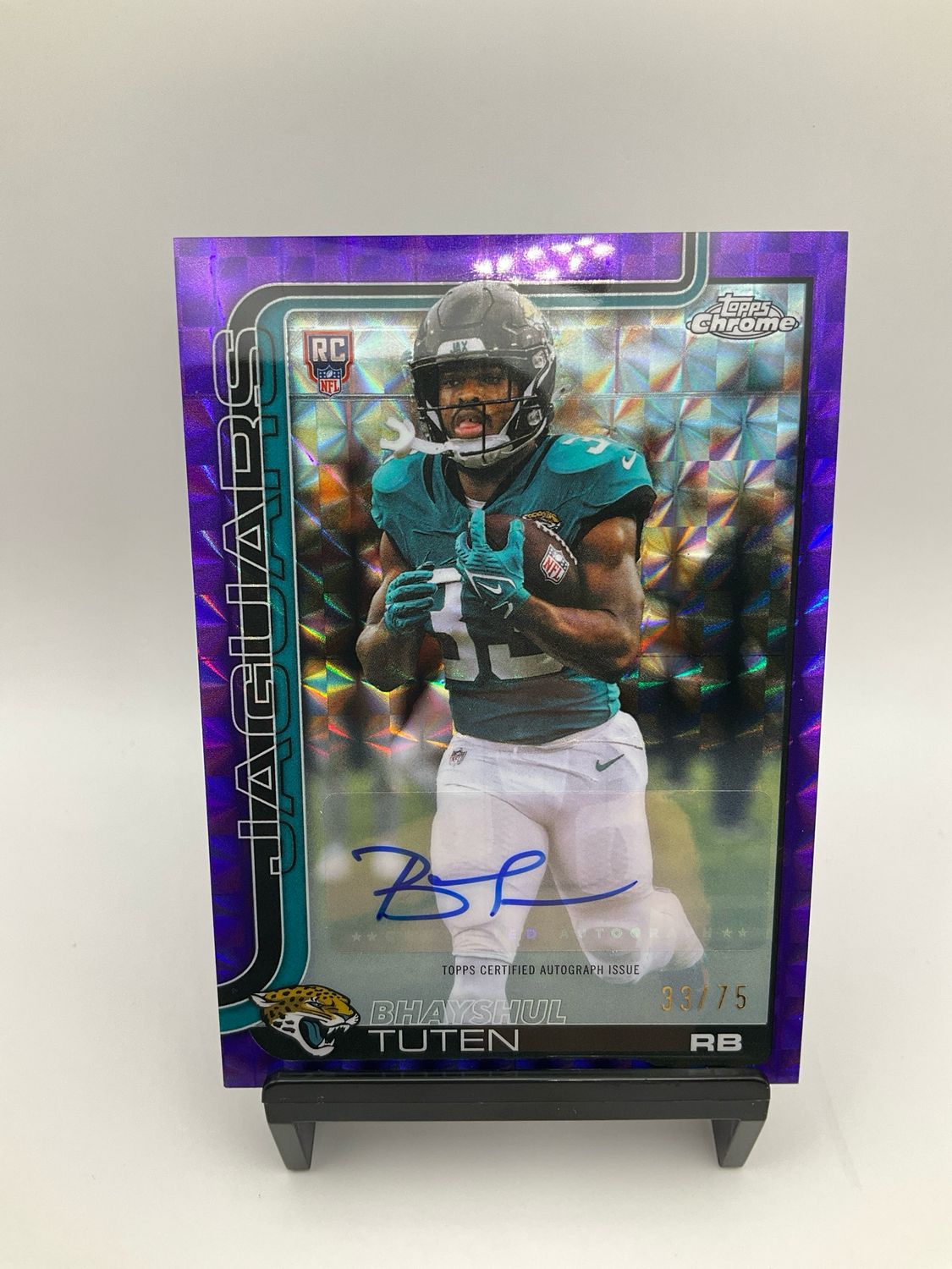 2025 TOPPS CHROME BHAYSHUL TUTEN PURPLE GEOMETRIC AUTO /75 RA-BT